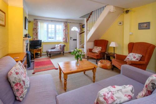 4 Old Homes – Photos 3