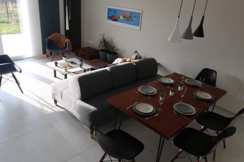 Photo de la galerie de l'établissement Sur la Route Des Vins - Maison Design - Colmar, à Colmar