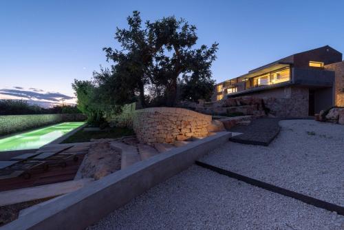 IsulaTravel - Villa Nemini Teneri