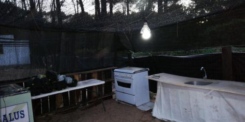 Una cocina o zona de cocina en Camping Chihuahua