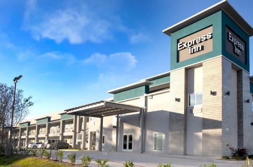 a rendering of the exterior of an apartment building at Express Inn in Rosenberg