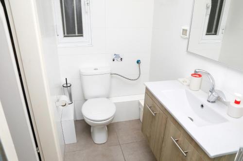 Gallery image of Carmel Apartments in Haifa