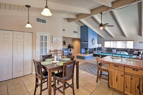 Φωτογραφία από το άλμπουμ του Canalfront Family Home with Private 50-Foot Dock! σε Parker