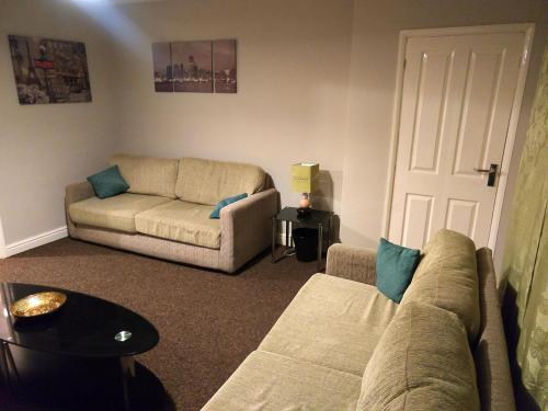 Cambridge House - Self Catering - Self Contained - Full 2 Bed Semi Detached House - Near Western Lake District