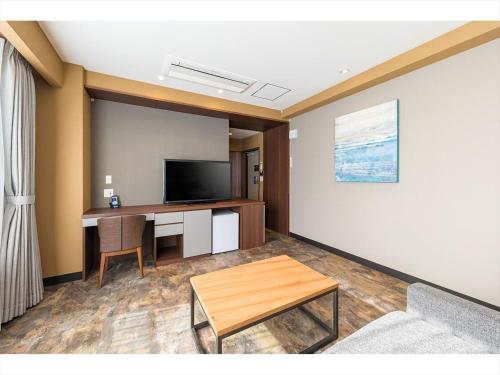 Μια τηλεόραση ή/και κέντρο ψυχαγωγίας στο HOTEL SHINPOIN OSAKA