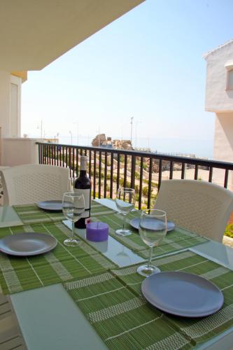 First Line Beach Apartment with Two Bedrooms and Sea View