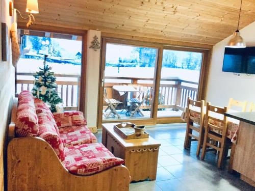 Gallery image of Le Chalet Du Pic SPA privé & Fitness in Taninges