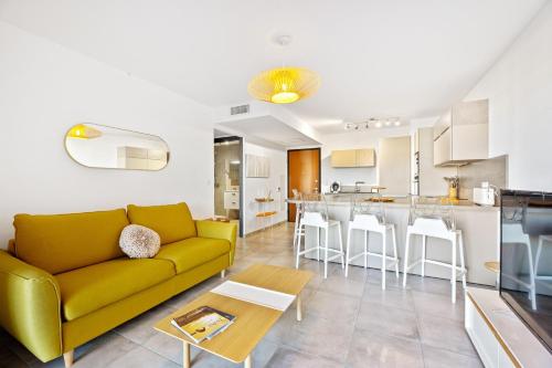 Domaine du Frassu, T2 standing, plage à pied