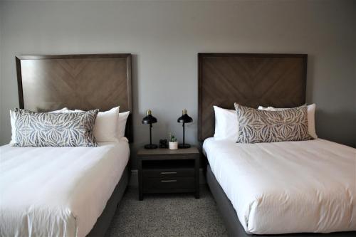 Una cama o camas en una habitación de Hotel Winters