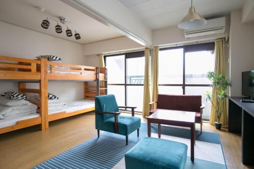 Двуетажно легло или двуетажни легла в стая в Nishi Nakasu apartment 301