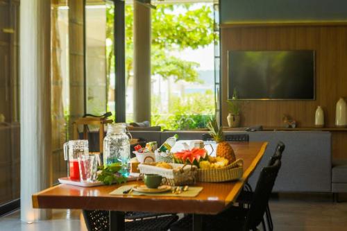 Mad på kroen eller i nærheden