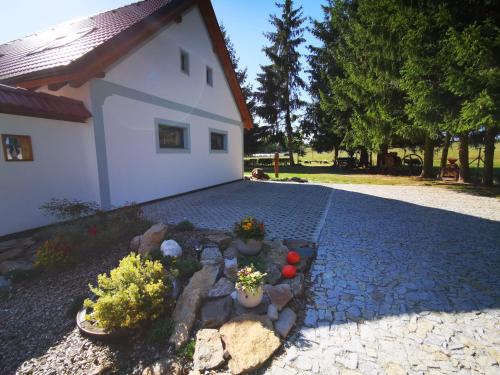 Jardín al aire libre en Apartmány Stodola n.30