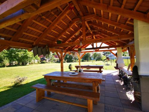 Jardín al aire libre en Apartmány Stodola n.30