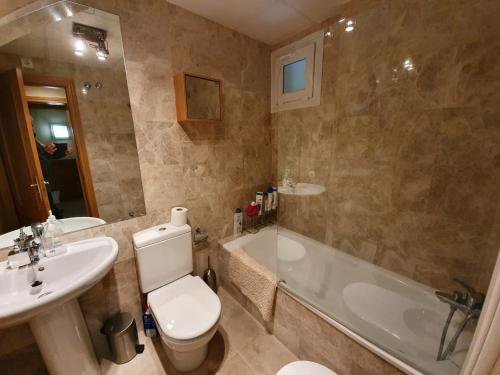 Kúpeľňa v ubytovaní Miramar Ski a pie de pista - Atico 3 habitaciones y 2 Baños