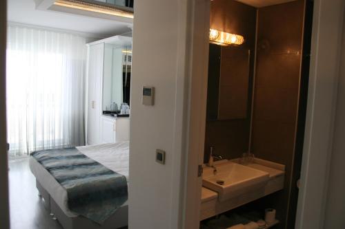 Een badkamer bij Ligos