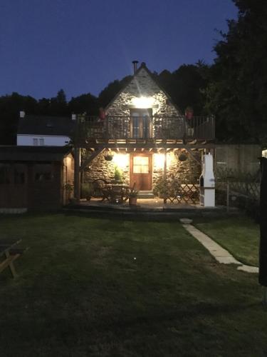 Το κτήριο όπου στεγάζεται  η παραθεριστική κατοικία