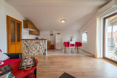 Apartments Bepina