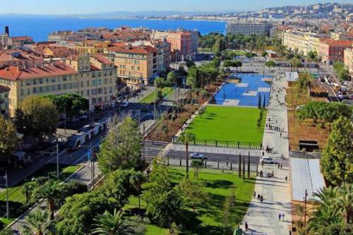 Plein centre Appartement climatisé et spacieux avec grande terrasse sur le toit à Nice photo 36