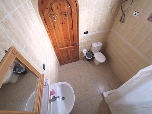 Koupelna v ubytování Jimmy Hotel