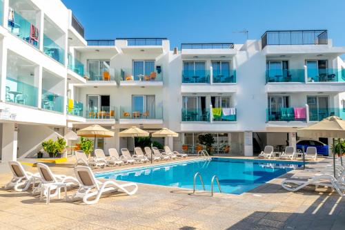 Gallery image of A Maos Hotel Apartments in Ayia Napa