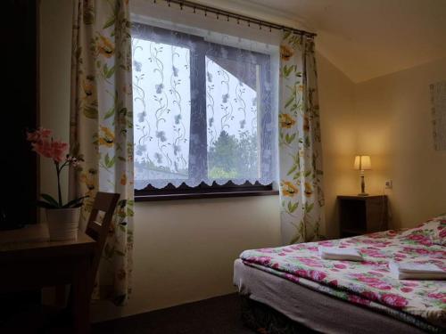 Una cama o camas en una habitación de Seul Willa