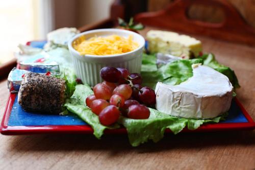 Đồ ăn tại/gần nhà khách