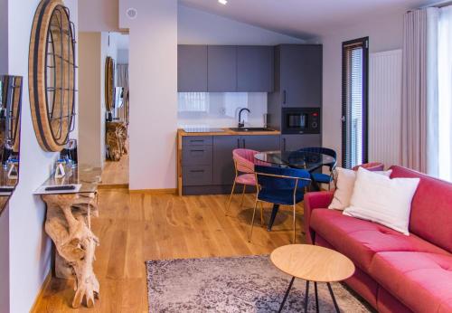 Kuchyňa alebo kuchynka v ubytovaní Aparthotel Inspire Miodova Residence