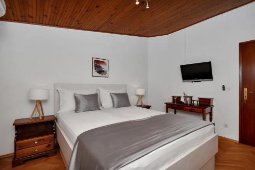 Fotografie z fotogalerie ubytování Apartments Čobrnić v Tučepi