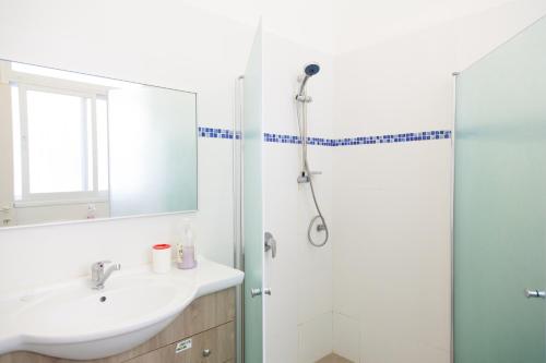 Gallery image of Carmel Apartments in Haifa