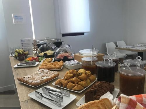 Φαγητό σε αυτό το ξενοδοχείο ή κάπου εκεί κοντά