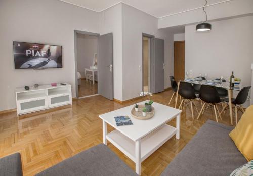 Cozy apartment in Syntagma-Plaka by GHH