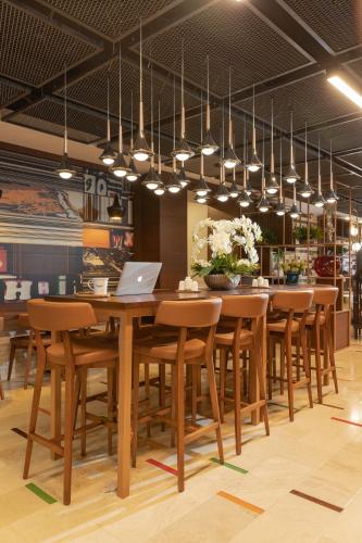 ROX Hotel Ankaraにあるレストランまたは飲食店