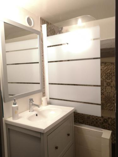 Le Perchoir (Hotel de ville / 40m22 / 1ch / 2-4pers )