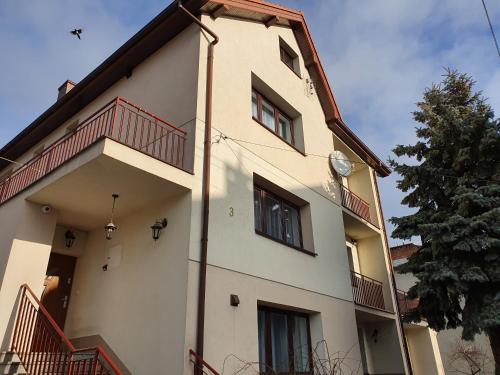 Budova, kde se hostel nachází
