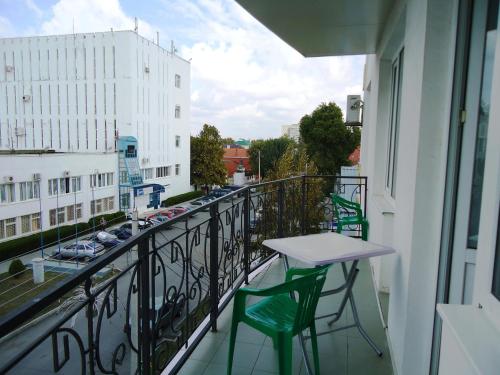 En balkong eller terrass på Yakor Hotel