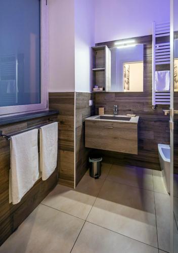 Napoli Squares Suites photo 39