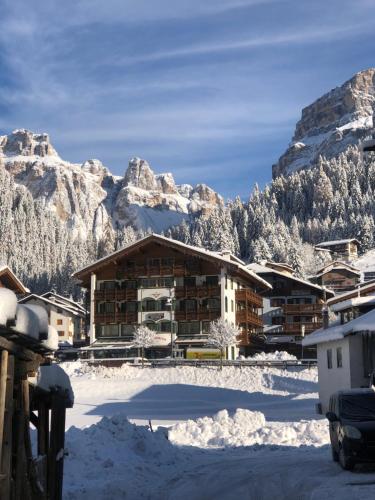 Hotel Pareda – Photos 2