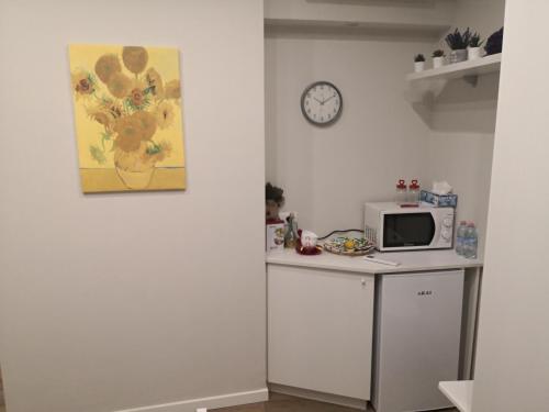 Kuchyň nebo kuchyňský kout v ubytování Pontassieve Guest House centro storico camera con bagno 20 minuti da Firenze