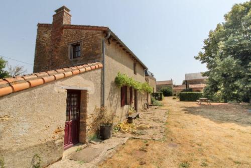 Το κτήριο όπου στεγάζεται  το bed & breakfast