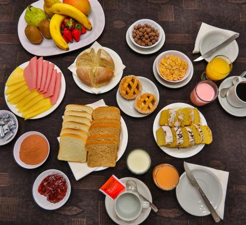 Mad på hotellet eller i nærheden