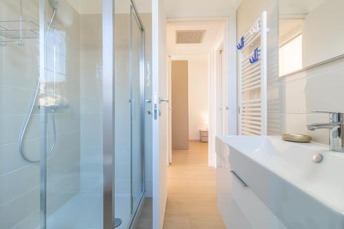 Koupelna v ubytování Apartment Sant Agata-6 - Tremezzina