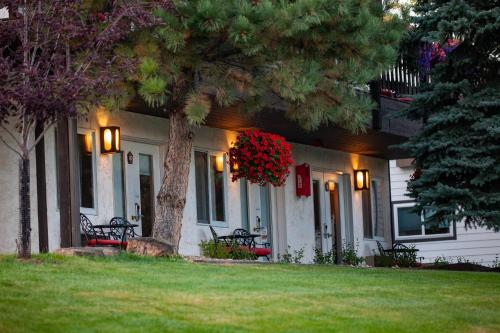 Κήπος έξω από το Bavarian Inn, Black Hills