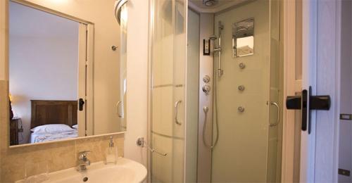 Koupelna v ubytování Il Mugello B&B