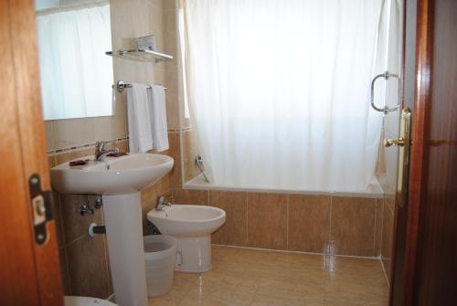 A bathroom at Hostal El Mirador