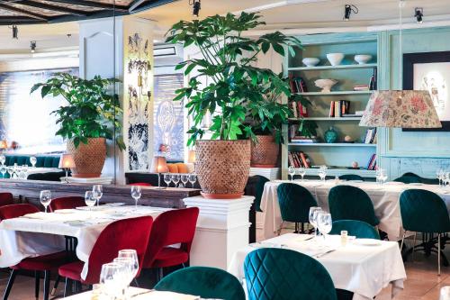 Restaurace v ubytování Hotel Rosamar