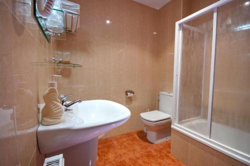 Ett badrum på Hotel Darío