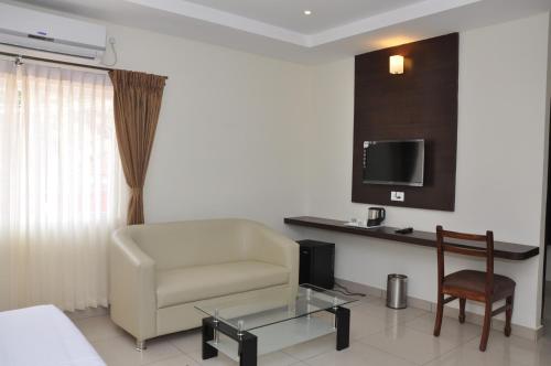 HOTEL GOLDEN CASTLE – Photos 5