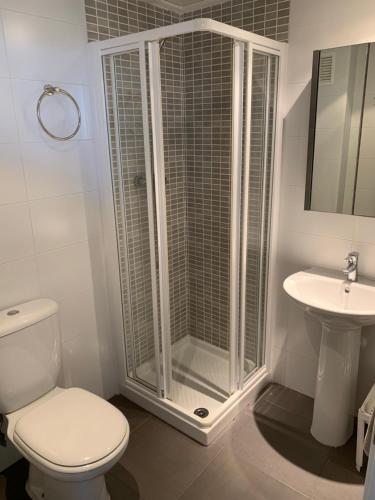 Koupelna v ubytování La Manga Beach Club - Apartment with Seaview