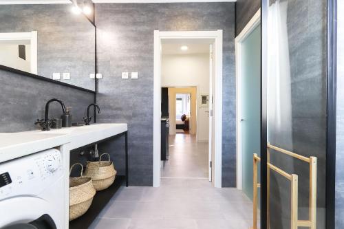 Rato Design with Terrace by Homing