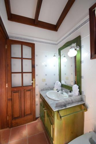 Phòng tắm tại Villa Altos de Santiago
